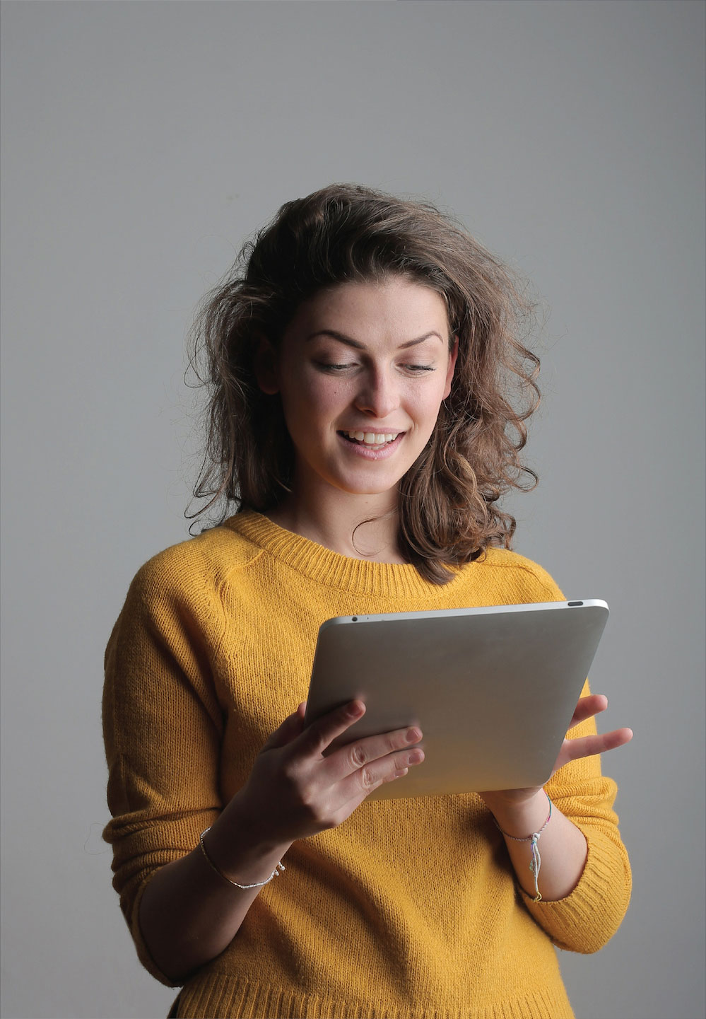 lady with tablet